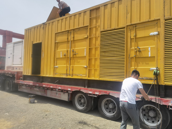 黎安镇发电机出租100KW发电机需要什么规格的电缆线?