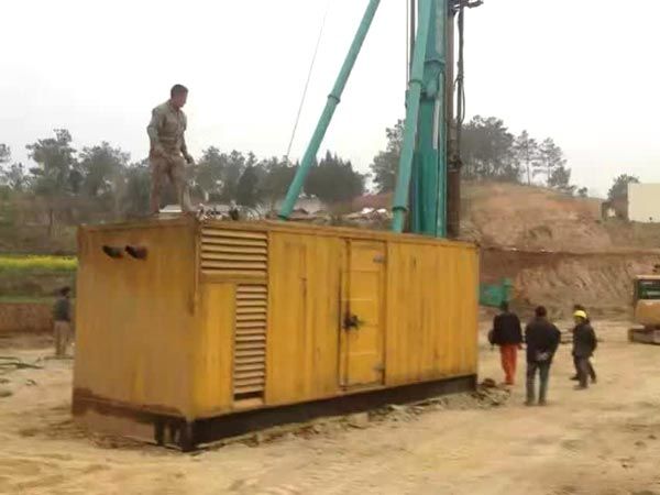 黎安镇如何判断水冷式机油散热器密封件是否需要更换?
